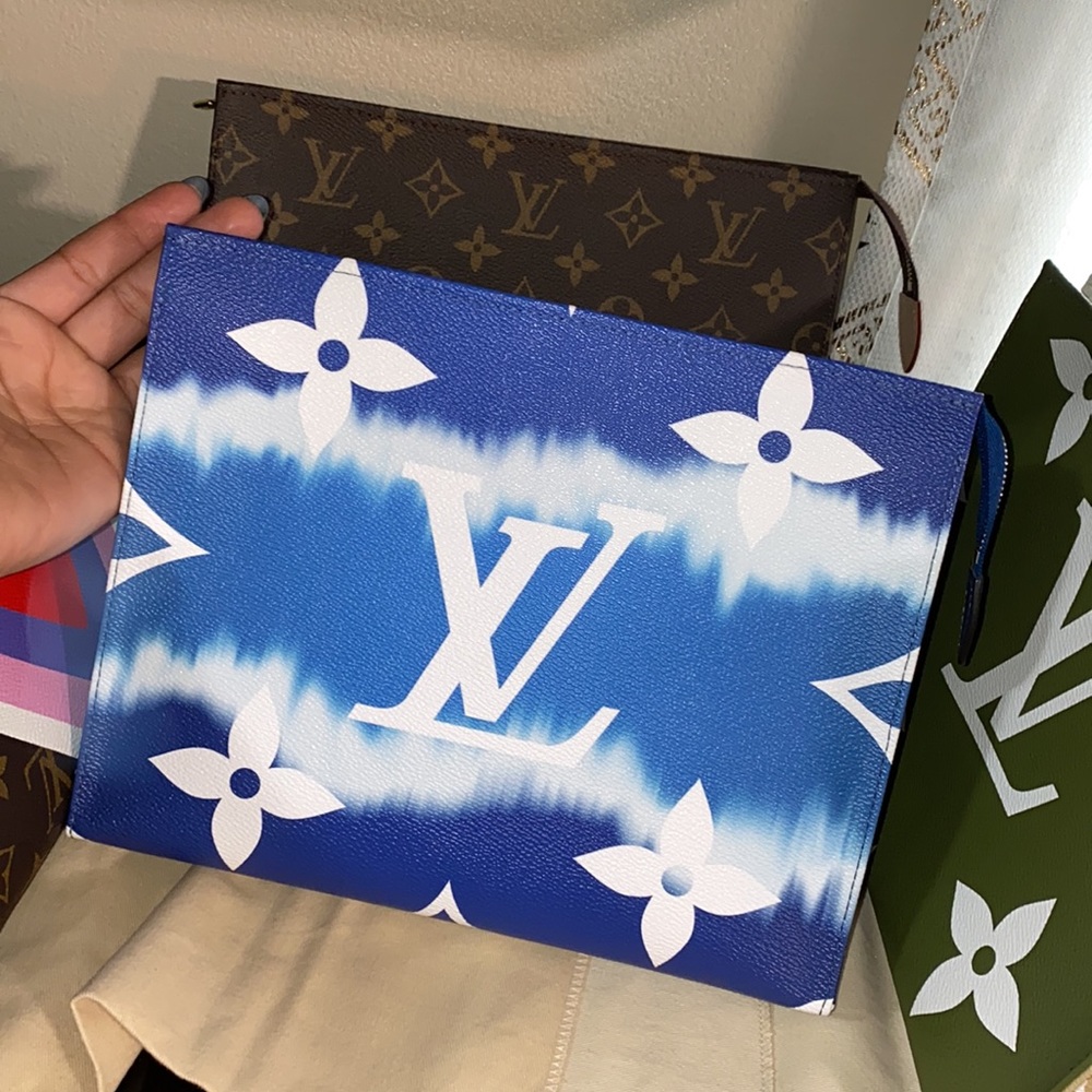 Louis Vuitton blue escale Toiletry 26 - Picture 4 of 7